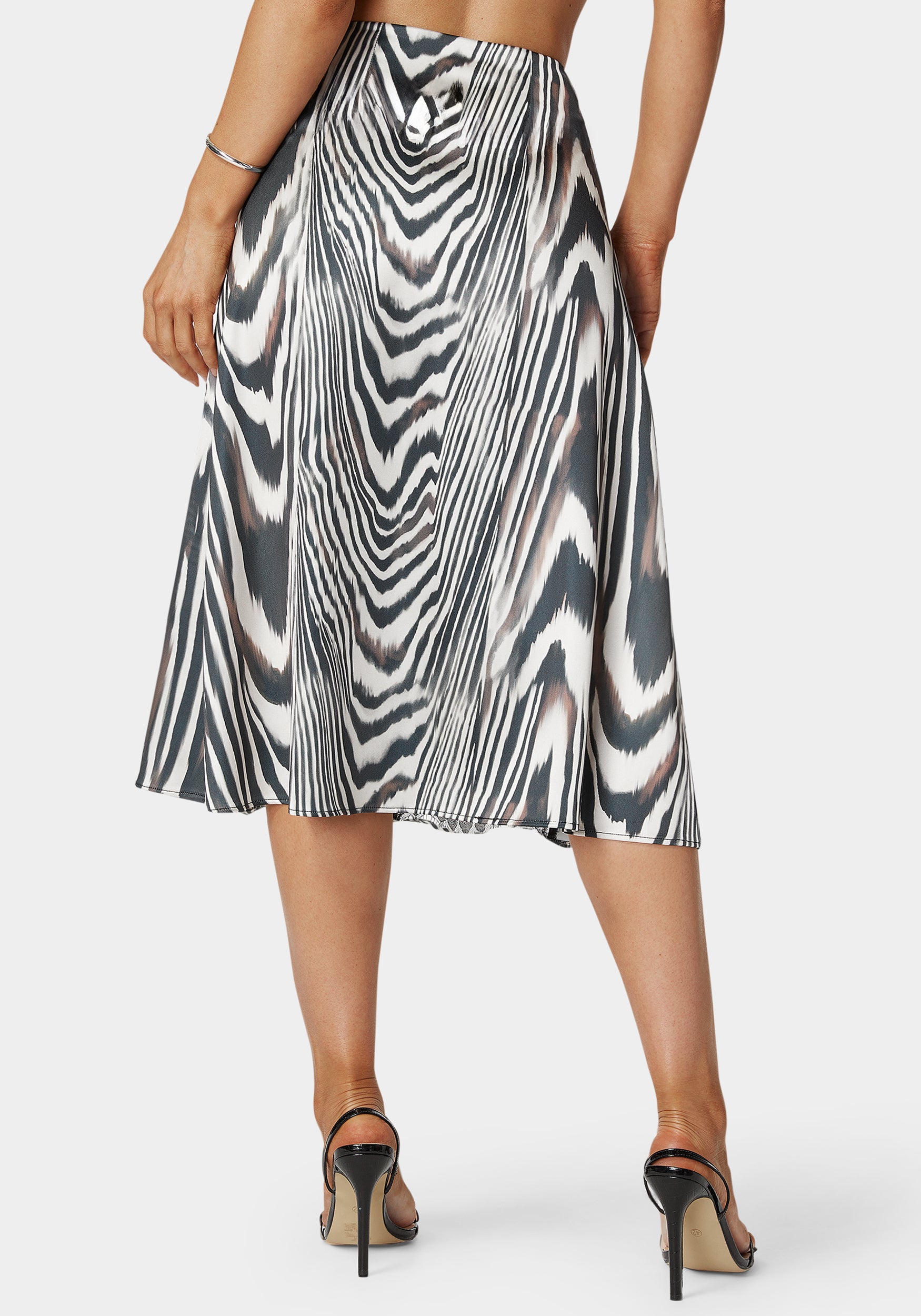 Asymmetrical Lace Insert Satin Skirt – bebe