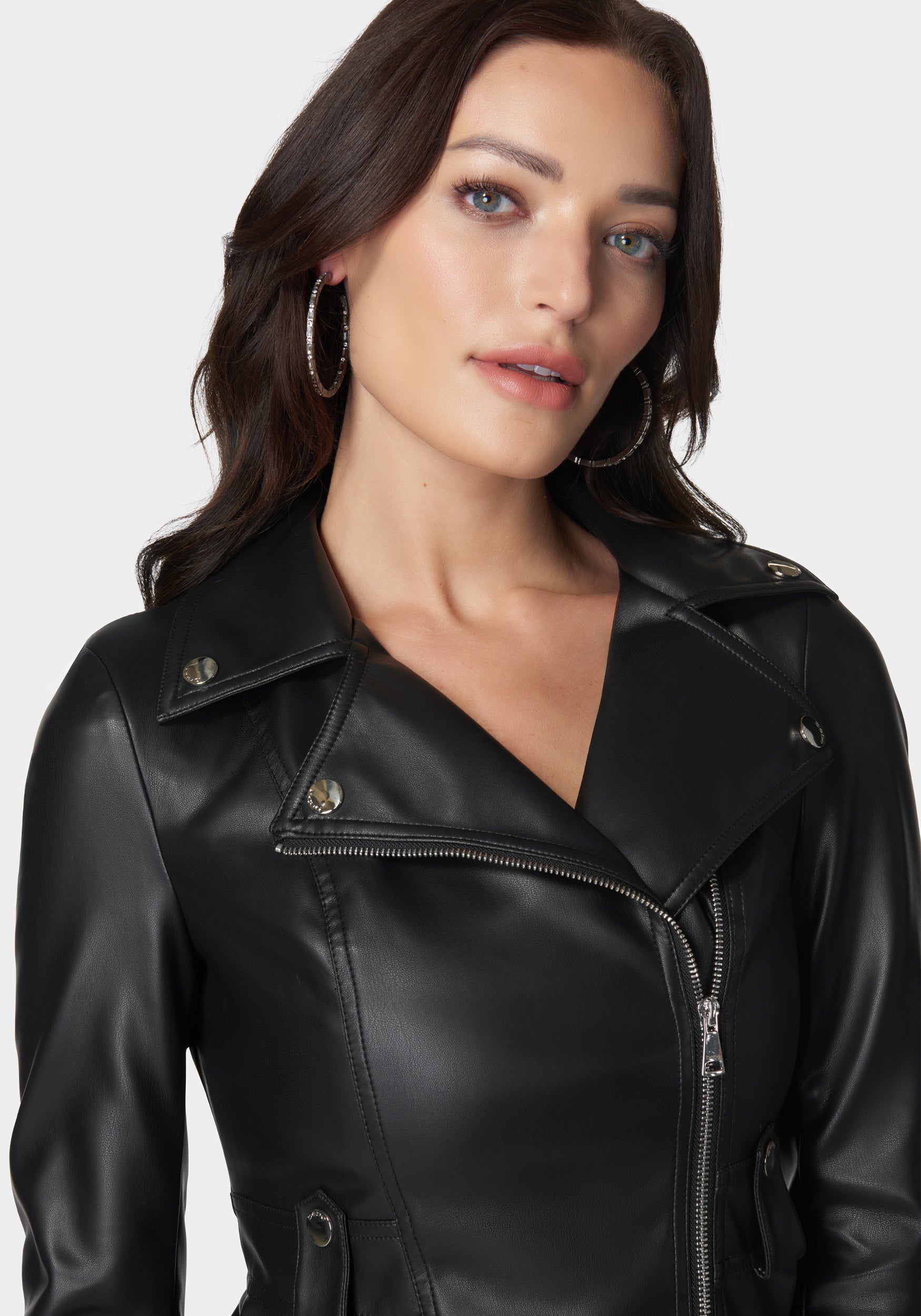 Heve【新品】Petal Form Blouson　ペプラムレザーblack Vegan Leather Moto Peplum Jacket – bebe