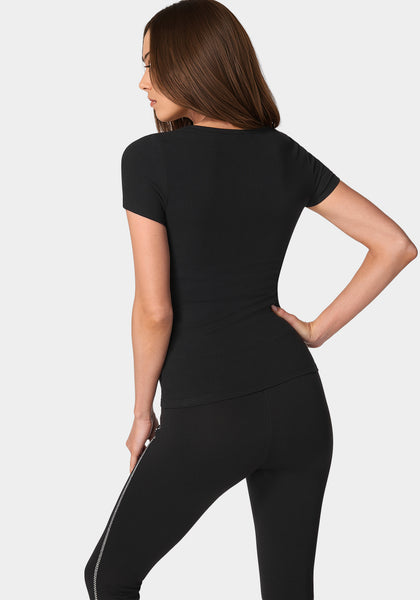 Bebe Logo Short Sleeve Scoop Neck Single Stone Rib Top | bebe