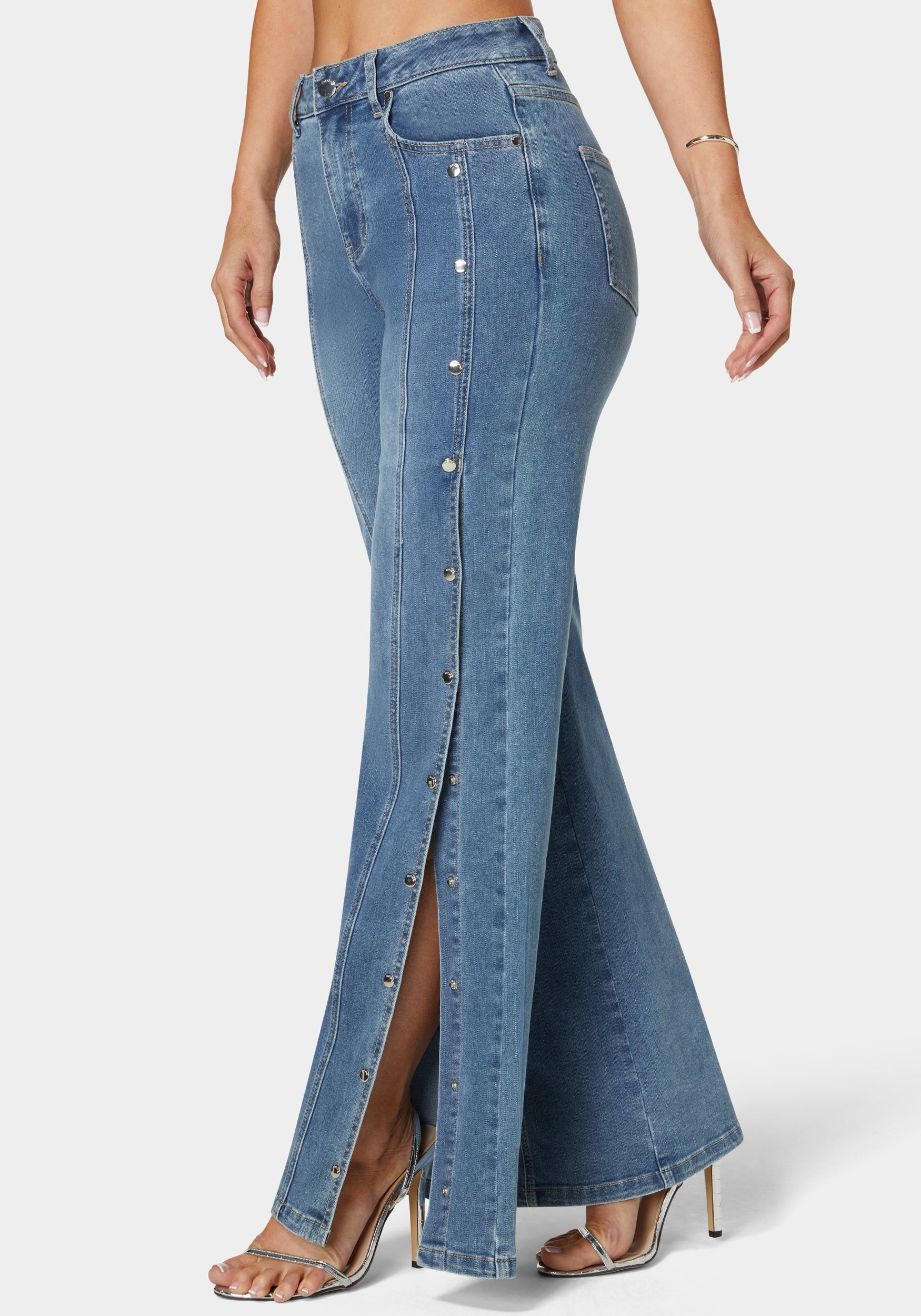High Waist Snap Detail Wide Leg Jeans – bebe