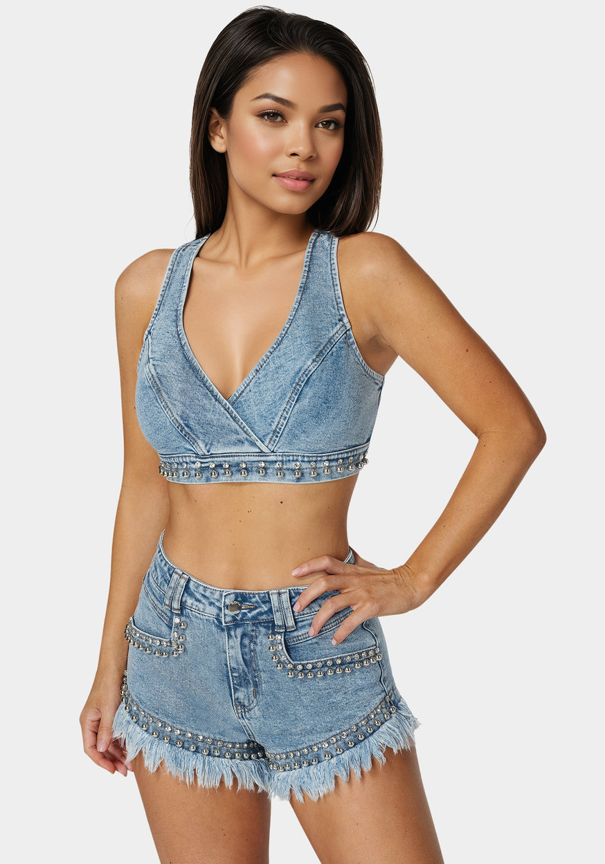 Women's Sale Tops - Sweaters, Bodysuits & Logo Tees | bebe