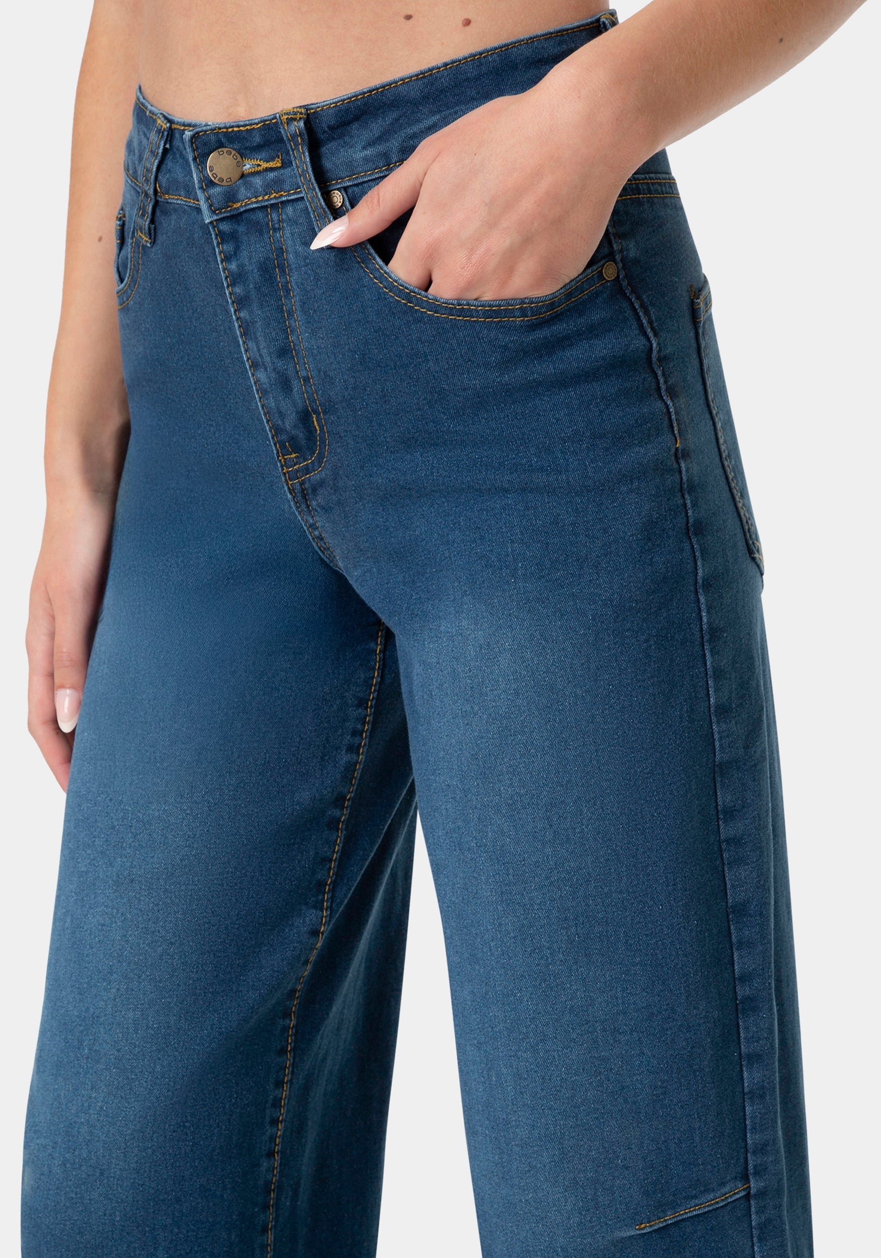 Side View-The Barrel Jean-MEDIUM BLUE