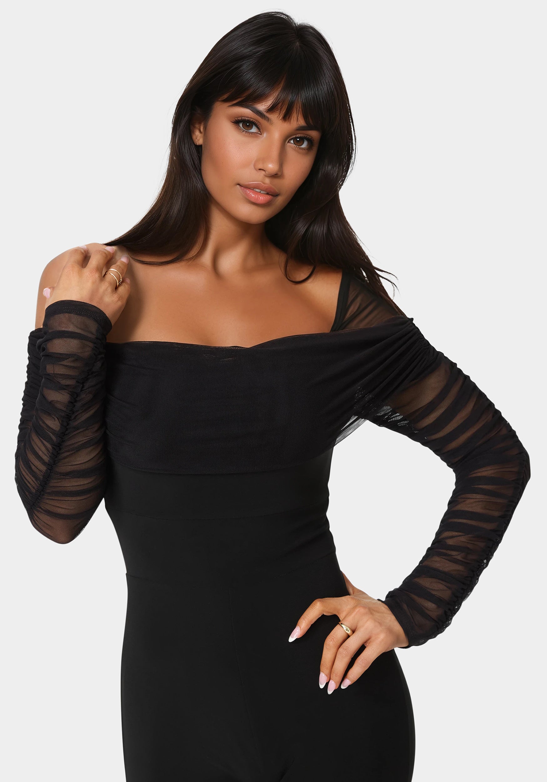 Hoppl・bébéd Off Shoulder Ruched Jumpsuit – bebe
