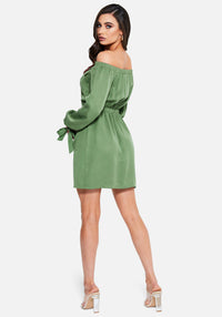 DEEP LICHEN GREEN