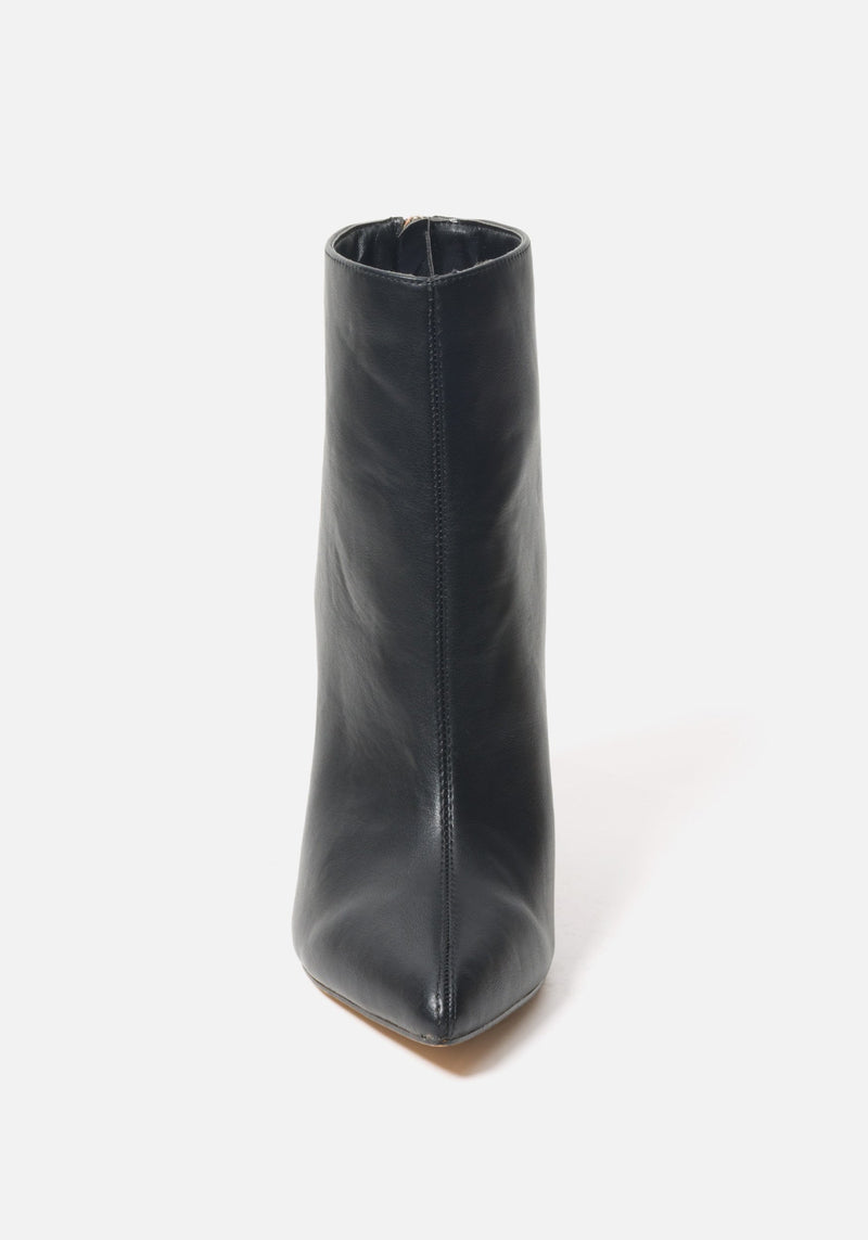 BLACK FAUX