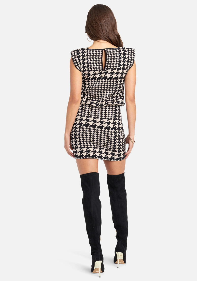 HOUNDSTOOTH