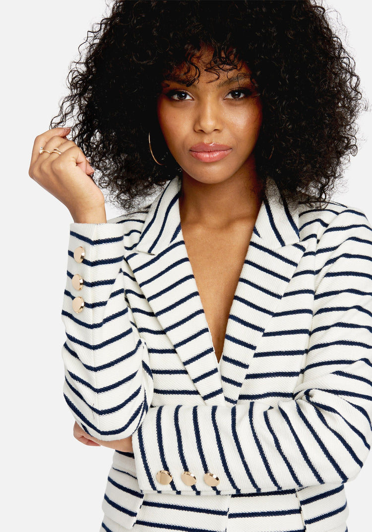 WHITE ALYSSUM/NAVY